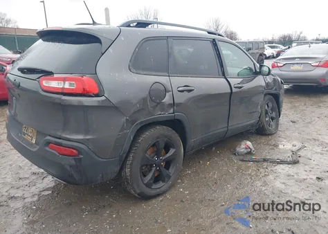 2018 Jeep Cherokee Latitude 4X4 z USA, uszkodzony, nr VIN 1C4PJMCX4JD517792